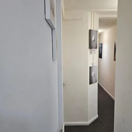 Nariken Apartments, Cardiff Exterior photo
