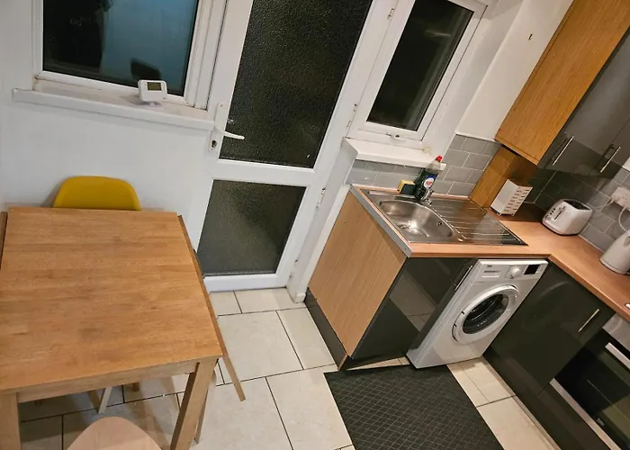 Nariken Apartments, Cardiff